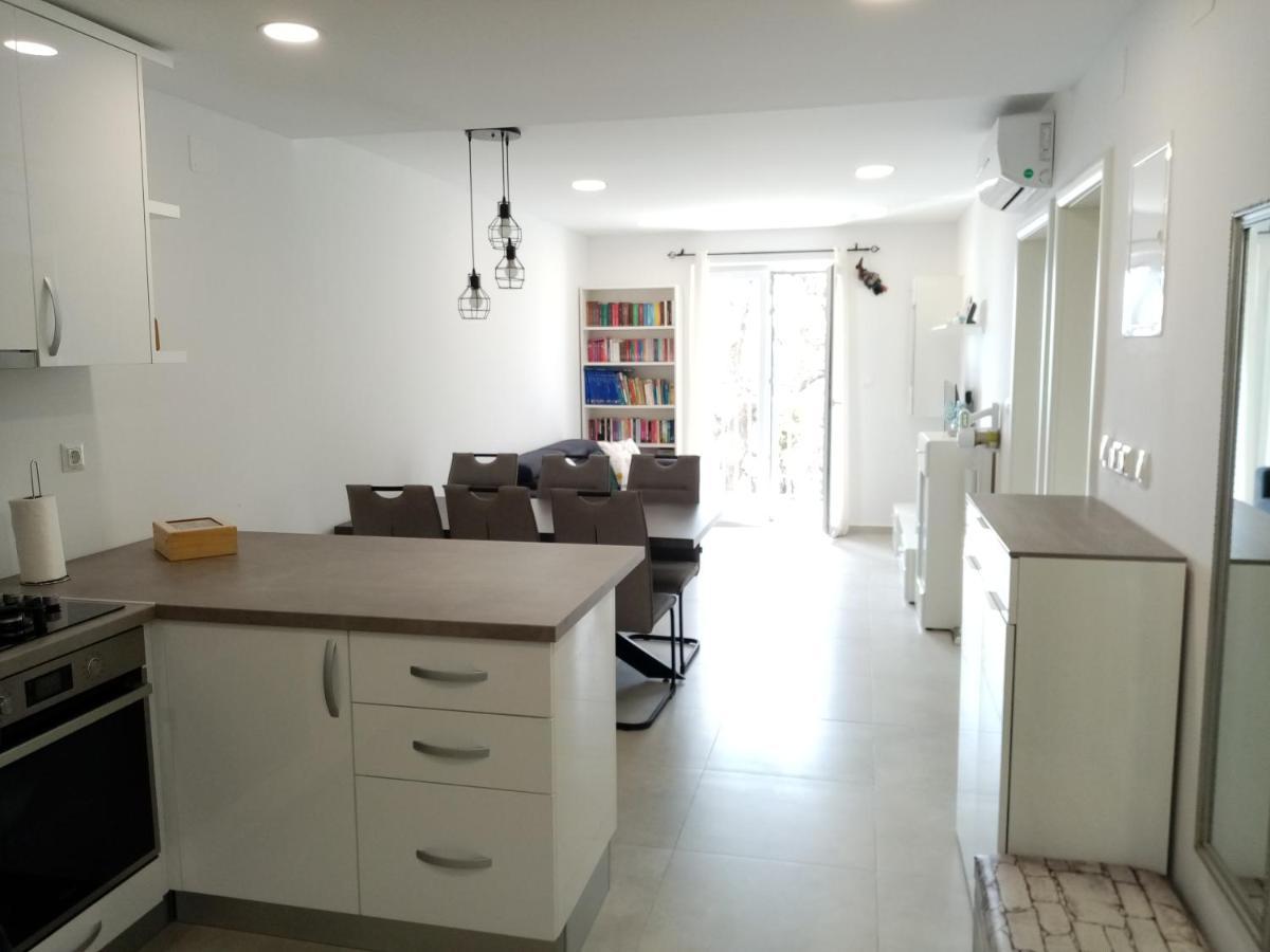 ムリニDvosobni Apartman Lukaアパートメント エクステリア 写真